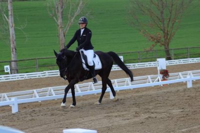 CONCOURS : De jolies reprises pour les cavalières de Flourens.